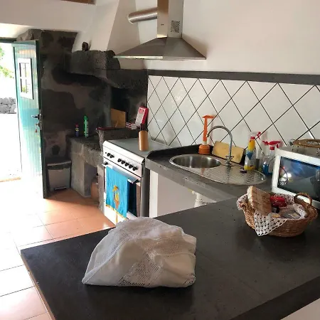 Casa De La * Prainha de Cima